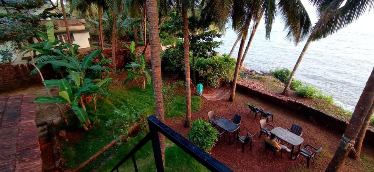 Perch By The Sea Bed and Breakfast Kannur Eksteriør billede